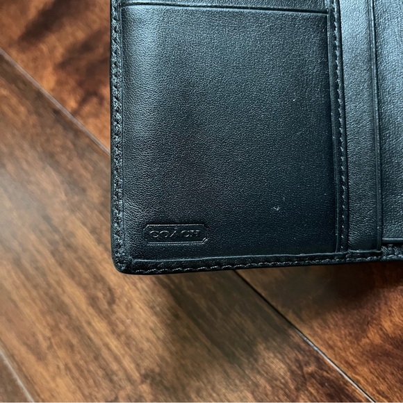 Coach “Vintage” black leather wallet - Picture 4 of 7